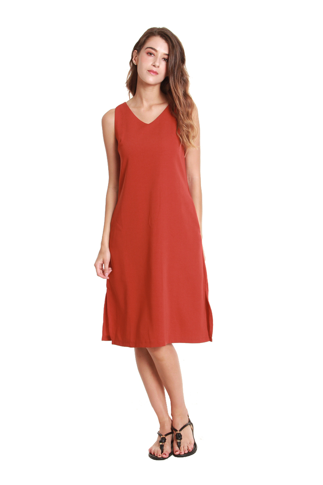 Emery Classic Sleeveless Midi Dress in Red