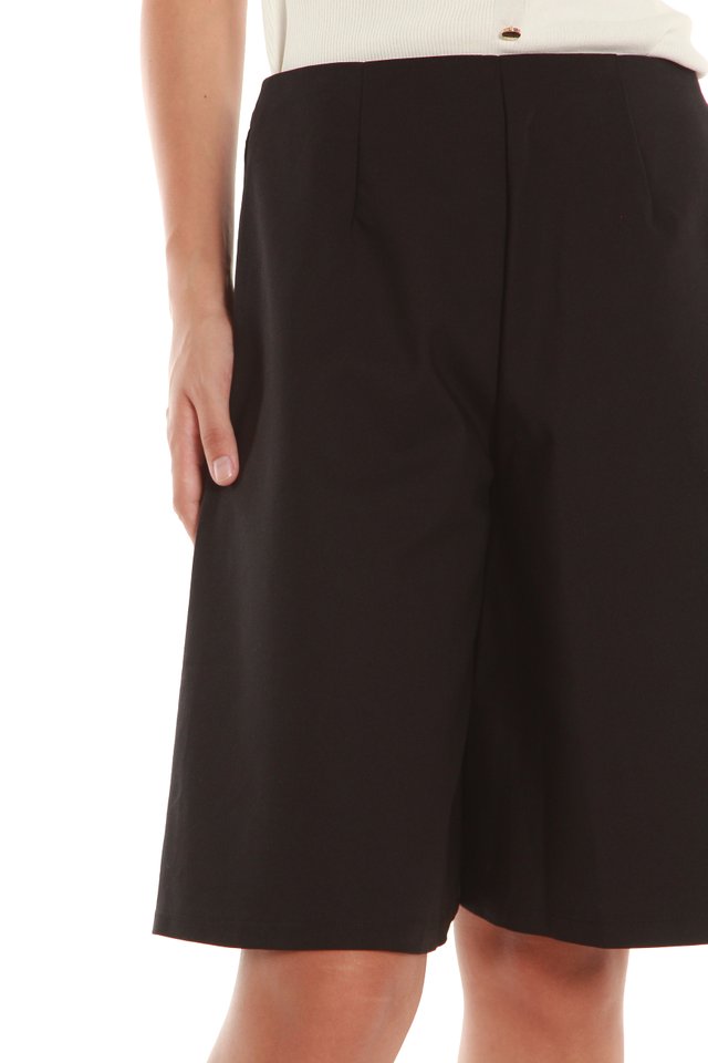 Adara A-Line Bermuda Shorts in Black