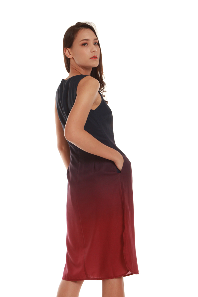 Sylvie Knee-Length Ombré Dress in Blue/Red