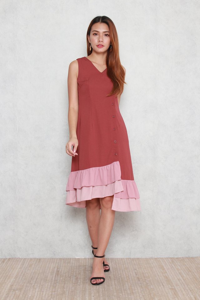 Hadley Tiered Colorblock Hem Dress in Tea Rose