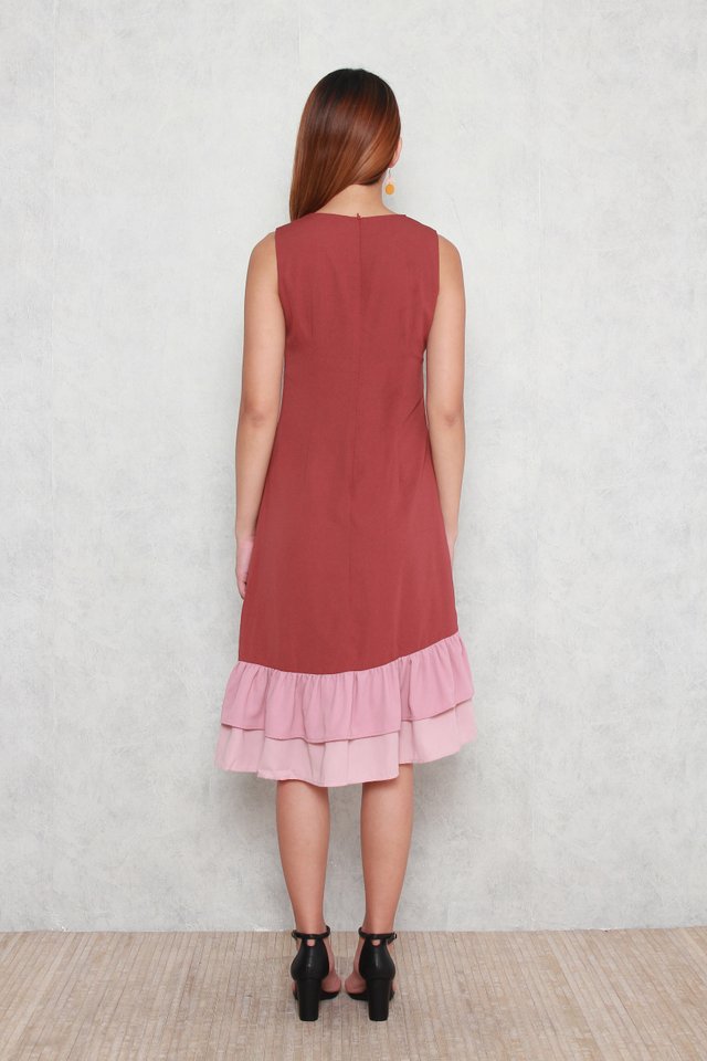Hadley Tiered Colorblock Hem Dress in Tea Rose