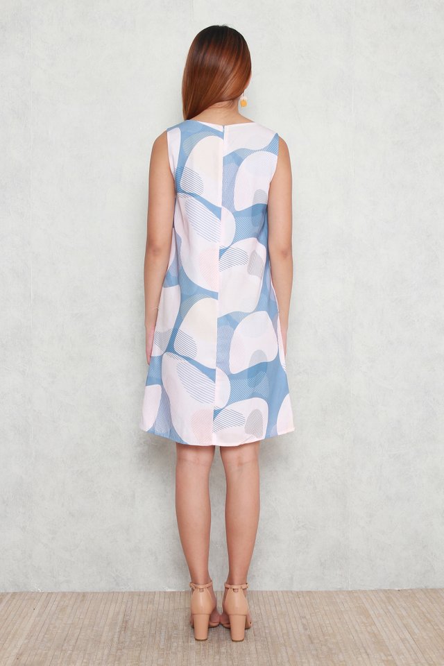 Lucille Sleeveless Abstract Midi Dress in Blue