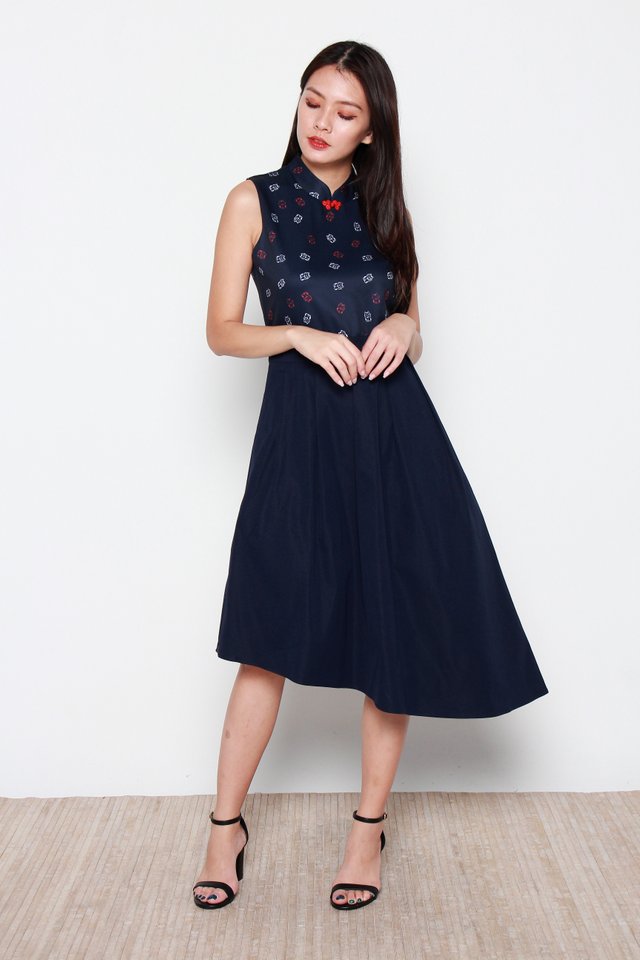 Akemi Kitten Motif Colorblock Cheongsam Dress in Navy Blue