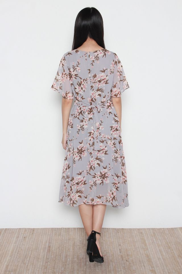 Angeline Floral Print With Flutter Sleeves Dress in Grey Blue