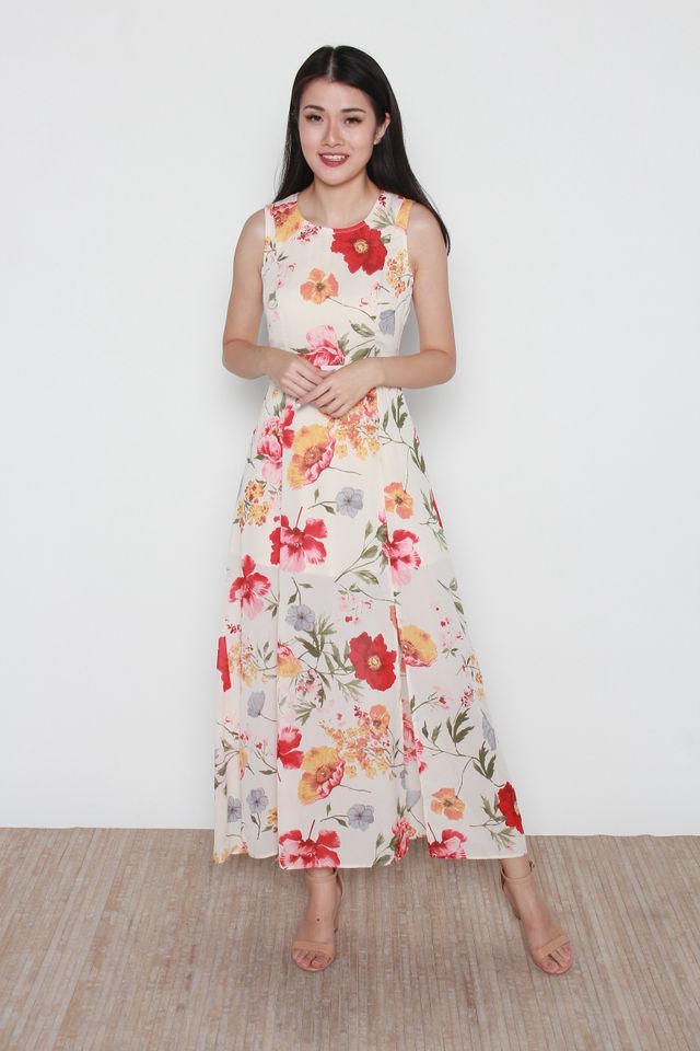 Leain Floral Maxi Dress in Cream