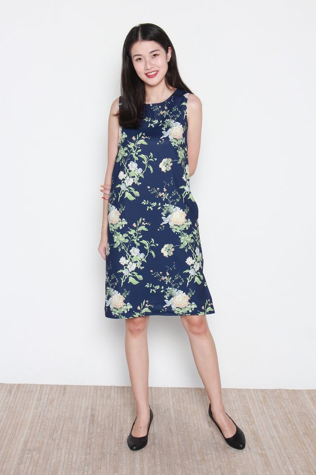 Camila Floral Reversible Slit Dress in Navy Blue