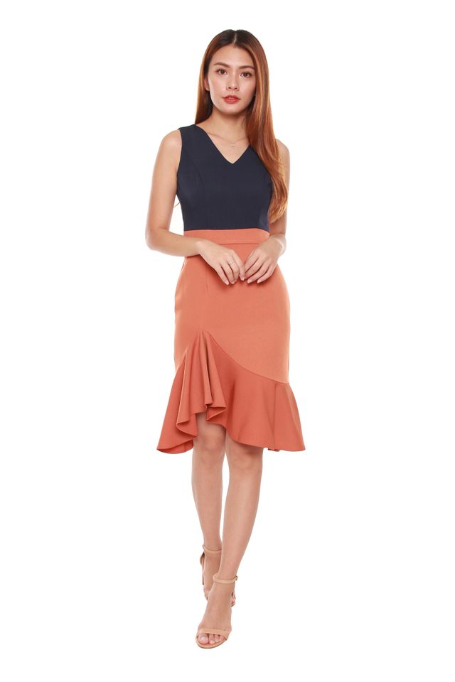 Cadyna Colorblock Fitted Mermaid Dress in Blue/Orange