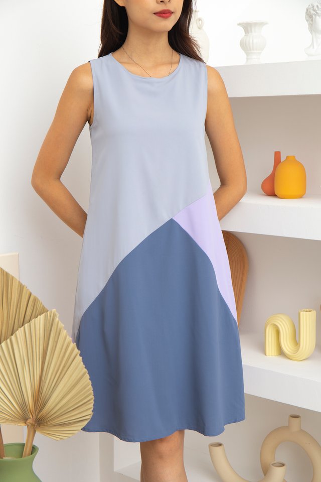 Ginevra Colourblock Reversible Dress with Mask in Blush Blue
