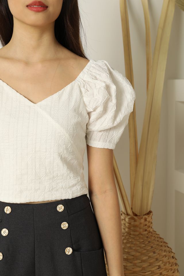 Adelyn Textured Puffy Sleeves Top in White